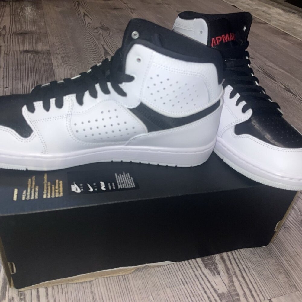 Jordan Access White/gym Red- Black Blanc/ Noir/rouge Gym Size 12 Brand New